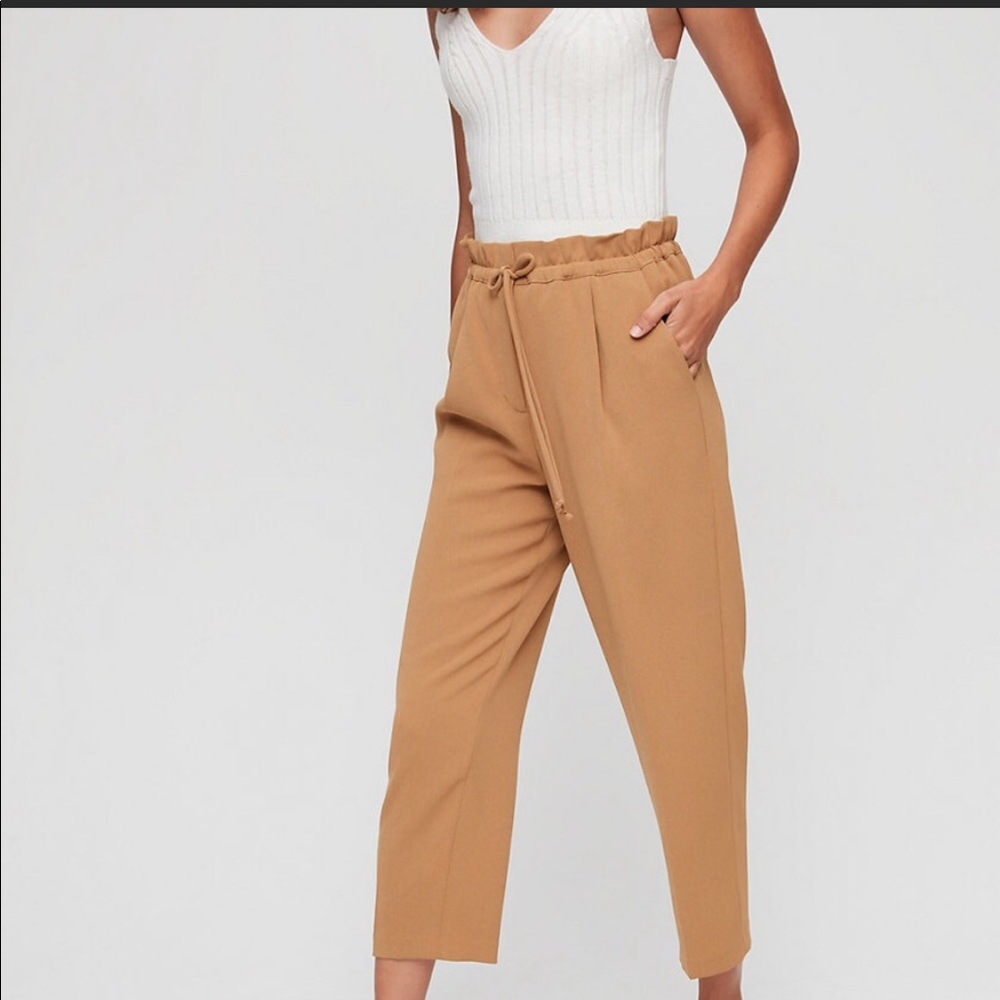 Aritzia paper bag pants